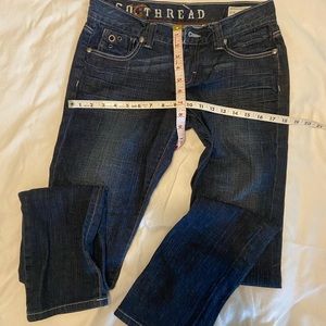 Womans SOUTHERN THREAD dark blue jeans